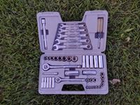    Craftsman 3/8 Inch and 1/4 Inch Socket Set with Case