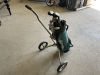    Right Handed Junior Golf Clubs with Bag and Cart