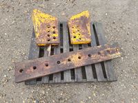    (2) D6 Dozer Side Arms (2) DN8 Corner Bits and Set of Cutting Edges