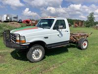 1995 Ford F-350 Cab & Chassis Truck
