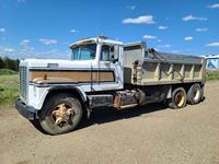 1977 International Harvester Transtar 4300 T/A Dump Truck