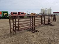 (4) 24 Ft Free Standing Panels