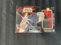 1998 MIB Hasbro  Sith Speeder & Darth Maul Star Wars Action Figure
