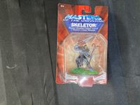 2002  MIB Masters Of The Universe Skeletor Action Figure