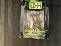 2001 MIB Hasbro 25th Anniversary Luke Skywalker & Pincess Leia Organa Action Figures