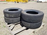    (4) Hakkapeliitta 205/70 R14 Tires