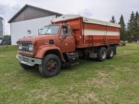 1977 GMC 9500 T/A Grain Truck