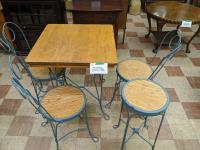 Ice Cream Poulour Table with (3) Chairs and (1) Stool