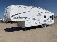 2005 Forest River 33LCDTS Silverback 33 Ft T/A Fifth Wheel Travel Trailer