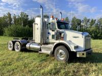 2014 Kenworth T800 T/A Highway Tractor