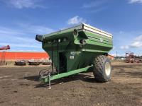 J&M 750 750 Bushel S/A Grain Cart