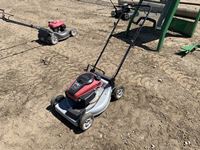 Yard pro  22 Inch Self Propelled Lawn Mower