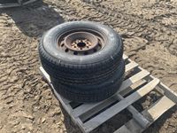 (2) 255/70R17 Tires w/Rims
