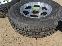    (1) 235/80R16 Trailer Tire 