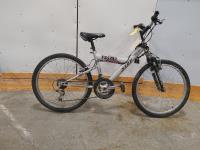 Shimano FS747 Mens Mountain Bike