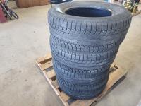 (4) Michelin 265/65R17 Tires