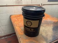 19 Litre Pail of Tractor Transmission Fluid