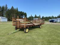 John Deere 1065A Deck Wagon