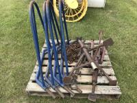 (3) Assorted Pipe Stands, Chain & (1) Round Stand