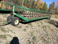 S.I. Feeder Manufacturers AT-36 30 Ft Portable Round Bale Feeder