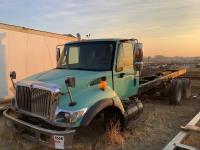 2005 International 7500 T/A Day Cab Truck Tractor - For Parts