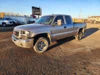 2003 GMC 2500 4X4 Extended Cab Pickup Truck