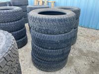 (4) 275/60R20 Tires