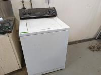 Inglis Washing Machine w/ Household Cleaning Products