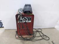 Lincoln 225 Electric AC Welder