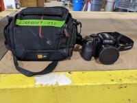 Fuji Film Fine Pix S Camera with Bag