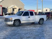 2006 GMC Sierra 1500 2WD Extended Cab Pickup Truck