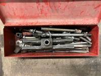 Qty of Puller Bolts