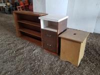 Qty of Shelving/Storage Cabinets
