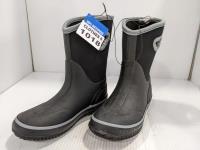 Falls Creek Kids Size 1 Waterproof Boots