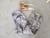 (2) Pocket Fisherman Rods and Browning Camo Pants