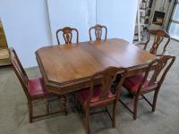 Dining Room Table with One Leaf and (6) Chairs