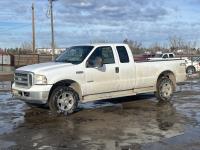 2006 Ford F350 XLT Super Duty 4X4 Extended Cab Pickup Truck
