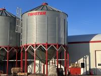 Twister 23 Ft 5 Ring Hopper Bottom Grain Bin