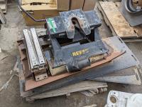 Reese 5TH Wheel Hitch, Rails and Metal Sheets