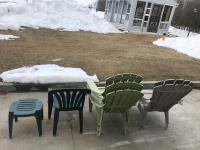 6 Plastic Chairs and Side Table