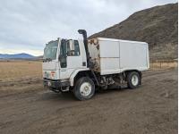 2002 Sterling SC8000 S/A Sweeper Truck