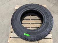 (1) Grizzly Renegade 37X12.50R20 Tire