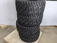(4) Grizzly Rough Master 33X12.50R22lt Tires