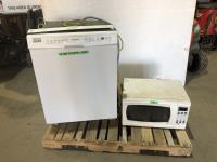 Brada Dishwasher and Sunbeam 1450 W Microwave