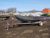 Fisher SV-16 DLX 16 Ft 4 Person Fishing Boat w/ 1988 Boat Trailer 