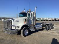 2009 Kenworth T800 Tri-Drive Day Cab Truck Tractor