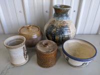 (5) Piece Pottery Collection