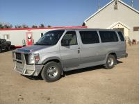 2014 Ford Econoline RWD 15 Passenger Van