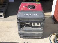 Honda EU3000 3000 Watt Gas Generator, Extension Cord