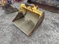 36 Inch Cleanup Bucket to Fit John Deere 310Sg - Backhoe Attachment
